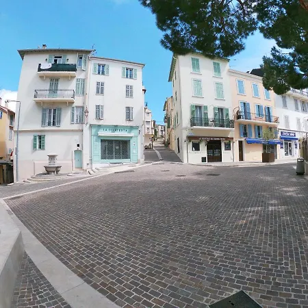 Maison De Village Le Suquet بيت للعطل *
