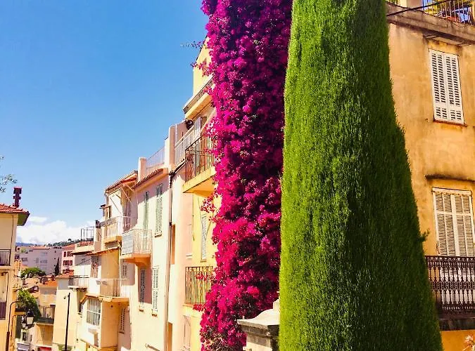 Holiday home Maison De Village Le Suquet *